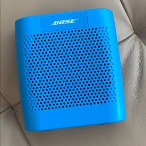 Bluetooth speaker - Bose Soundlink Color